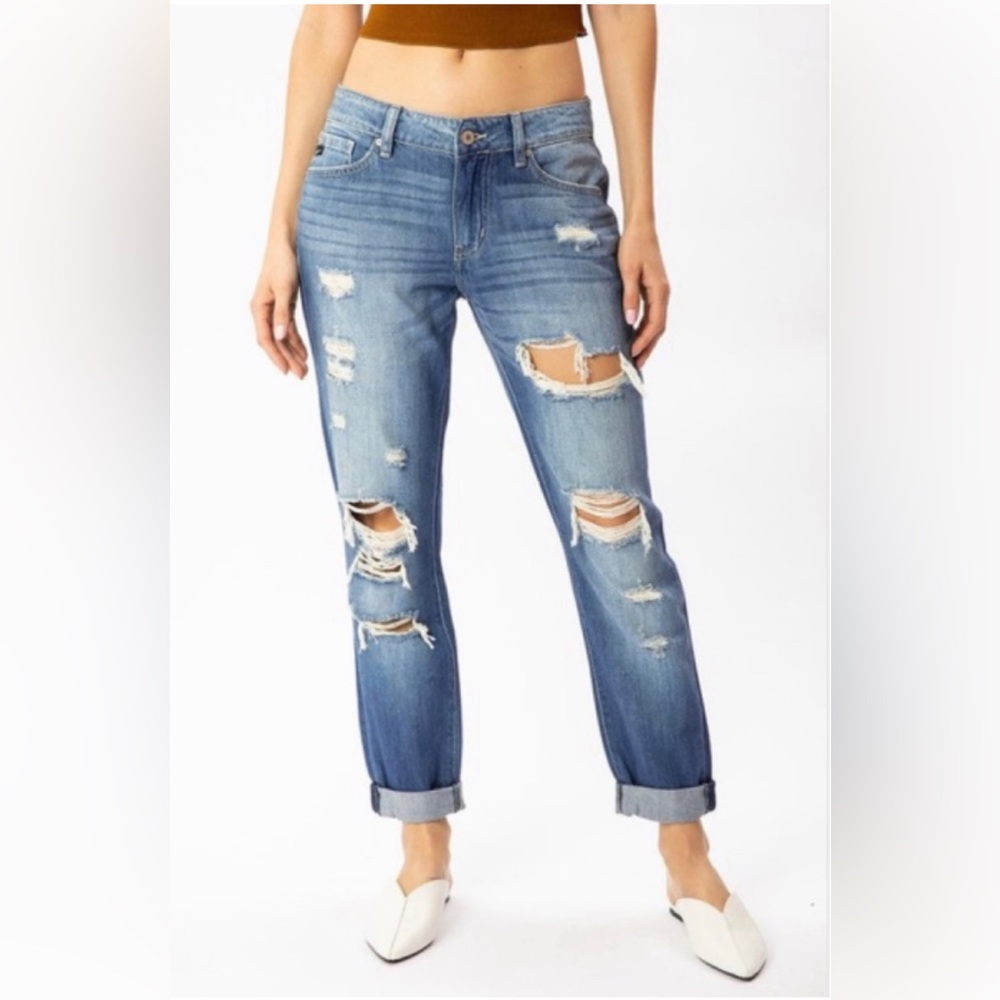 KanCan Estillo Boyfriend Distressed Jeans